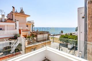 Casa a Centre. Casa de pescadores en sitges, vivienda frente al mar en sitges