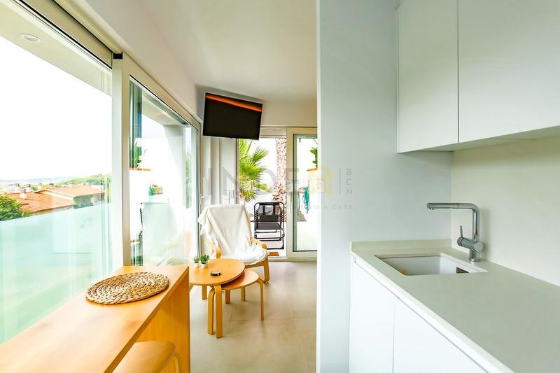 Foto 17ba0a0e-ebac-4588-9d6c-7aedb6635ab9. Location maison avec chauffage parking piscine dans Sitges