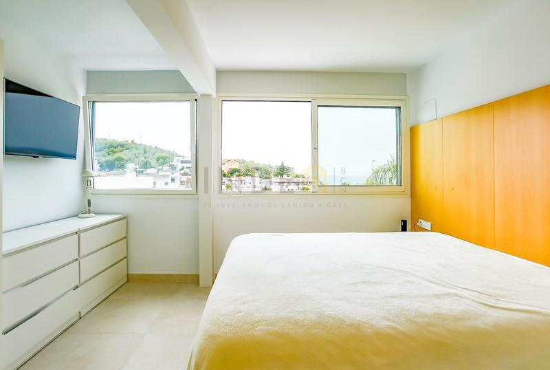 Foto 87c3210a-3e4b-4f87-9fa9-02e5d348c5e2. Location maison avec chauffage parking piscine dans Sitges