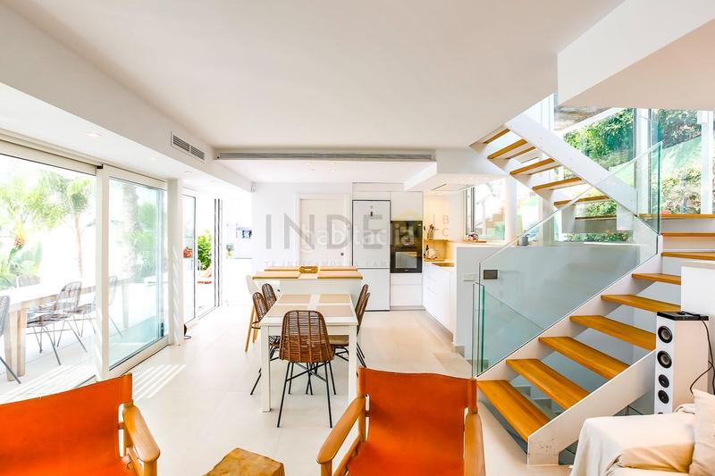 Foto bb47a91e-5b19-4e59-aab6-266aab209324. Location maison avec chauffage parking piscine dans Sitges