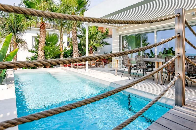 Foto c29bded6-94c8-4cd4-88f3-ff1238734eb0. Location maison avec chauffage parking piscine dans Sitges