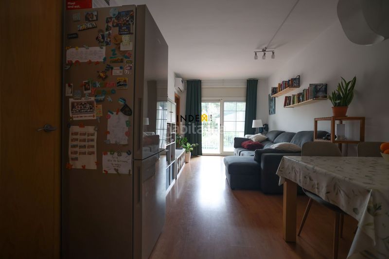 Foto 1c70ade3-cca6-4057-a225-ee6154cd56aa. Pis amb piscina a Segur de Calafell nucli urbà Segur de Calafell