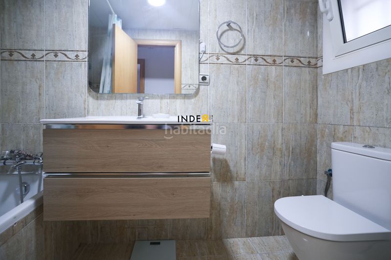 Foto 5962abf2-4f98-438f-bdb3-807c2ef73d8a. Pis amb piscina a Segur de Calafell nucli urbà Segur de Calafell