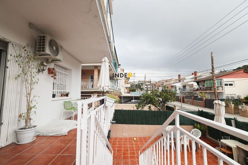 Foto 76f81173-d6ef-46d3-9182-9a55bc02366f. Pis amb piscina a Segur de Calafell nucli urbà Segur de Calafell