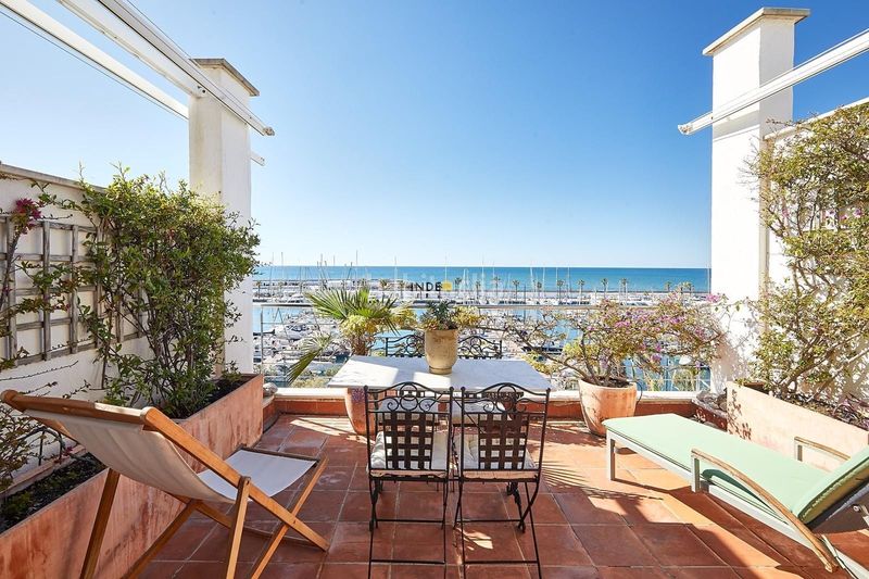 Foto 4ca6c66b-f2d9-48c8-9d71-26819ee2a9e8. Rent flat in Aiguadolç - Sant Sebastià Sitges