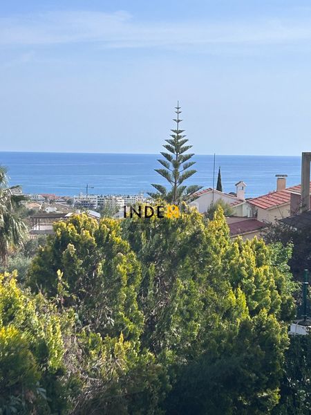 Foto 2998dd36-0c1e-4904-9dea-fb8092de8e5e. Casa amb calefacció a Levantina - Montgavina - Quintmar Sitges