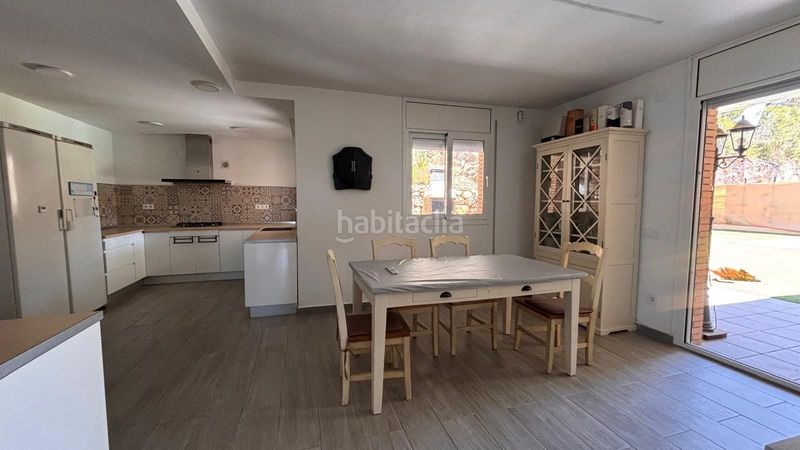 Foto d97a3bb4-d014-4e1b-b33e-fbf55600f1de. Casa amb piscina a Olivella