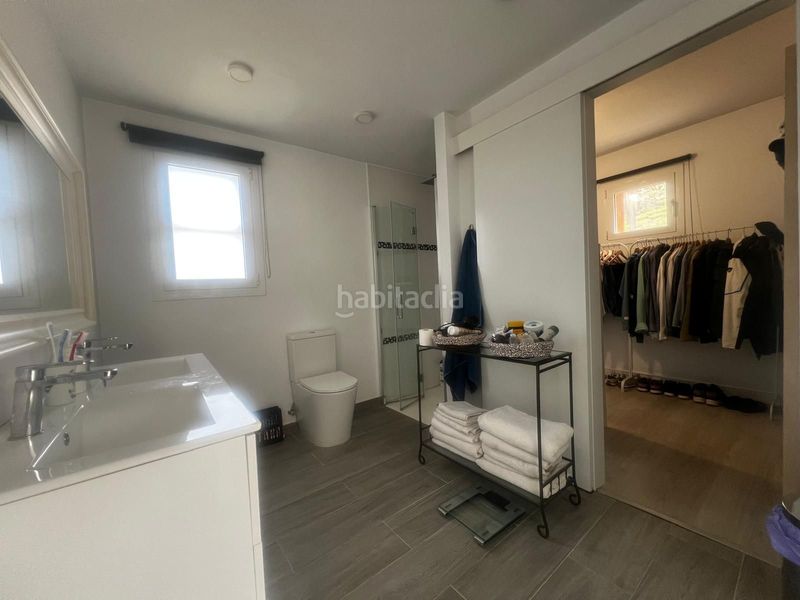 Foto f63fac9a-9265-4028-bf08-eb3ecd82e887. Casa amb piscina a Olivella
