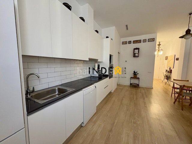 Foto 75795c1c-2c6b-45fd-bd28-9557dfbd6b4a. Apartament amb calefacció a Centre Sitges