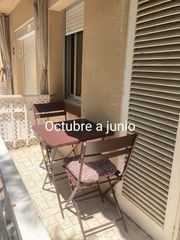 Lloguer Pis a Ametllers - Poble Sec. Piso en alquiler temporal en sitges