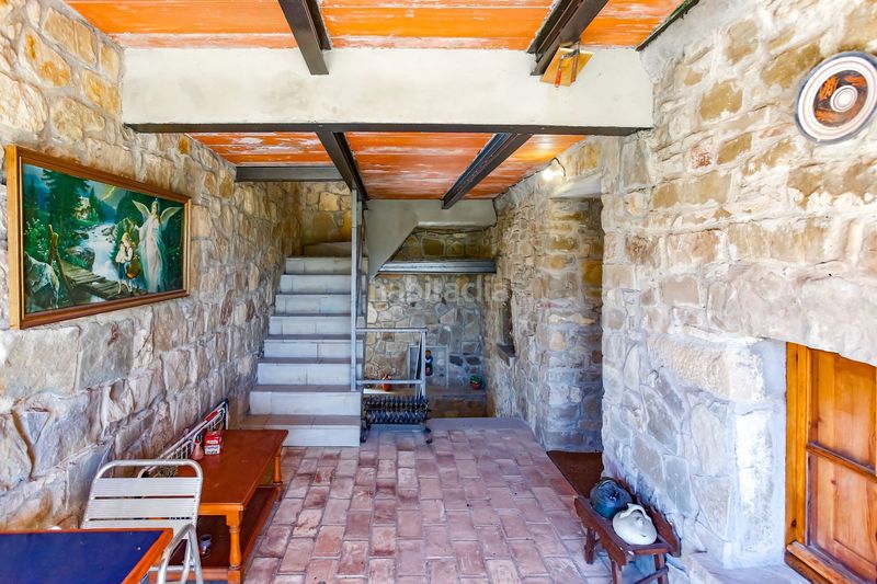 Foto d297363e-bd78-4a23-99ba-6db1ea9020d2. Casale con riscaldamento parcheggio piscina in Sant Vicenç de Castellet