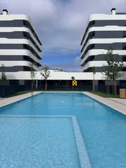 Miete Etagenwohnung in Mas d´En Serra - Els Cards. Piso de obra nueva en alquiler con piscina, gimnasio, coworking