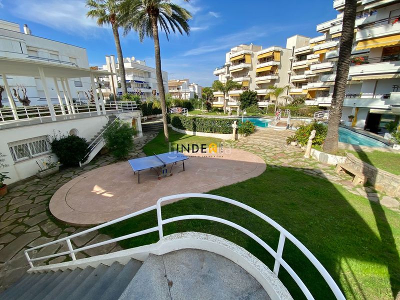 Foto 9699cded-fe7b-4abc-8af1-c129b61dbef7. Lloguer dúplex amb piscina a Can Girona - Terramar - Vinyet Sitges