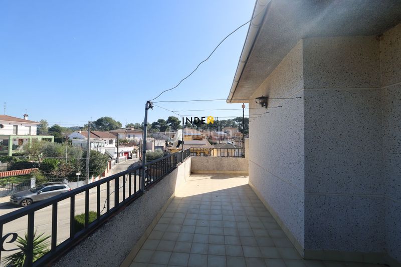 Foto 45a99b44-e202-46a4-9c45-9ddc99520e0b. Casa in costa Cunit - els jardins - els rosers Cunit