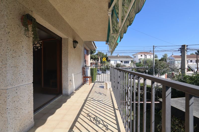 Foto addb1207-6249-474c-bdff-117f25c4876c. Casa in costa Cunit - els jardins - els rosers Cunit