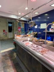 Location Local commercial à Centre. Pescadería de toda la vida con clientela en el centro de sitges.