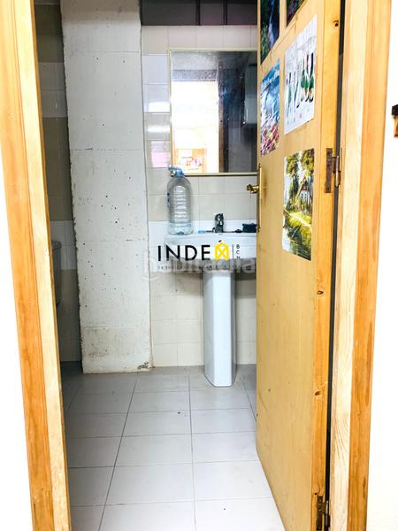 Foto 140ae3a7-3a55-4781-9178-ced7640e5e19. Local comercial  en el centro . en Sitges