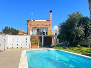 Casa a Roda de Bar. Casa o chalet en venta en roda de ber