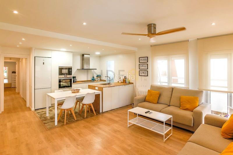 Foto 463d2c49-3f0a-4636-ac3a-1004503c5e37. Piso magnifico piso a 400 metros del mar y con piscina comunitaria en Sitges
