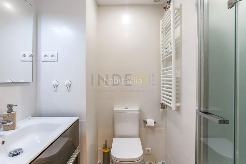 Foto 8f654d51-c084-4bc2-b3f9-4c42f228e7b5. Piso magnifico piso a 400 metros del mar y con piscina comunitaria en Sitges