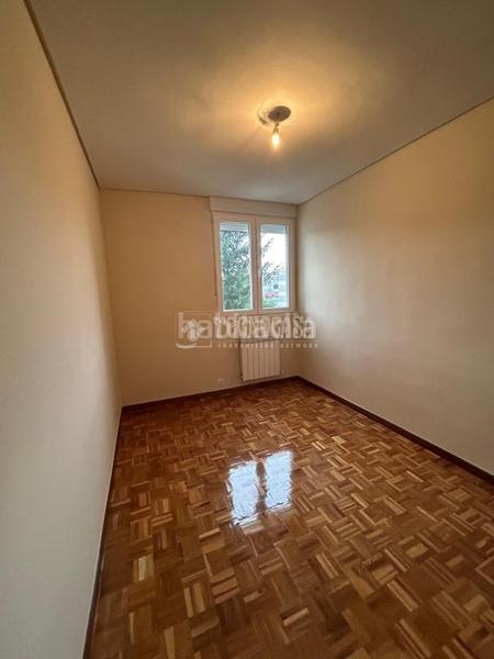 Foto 4a2b6209-1de4-4c5b-a245-53f05923d302. Alquiler piso  en alquiler en Aluche Madrid