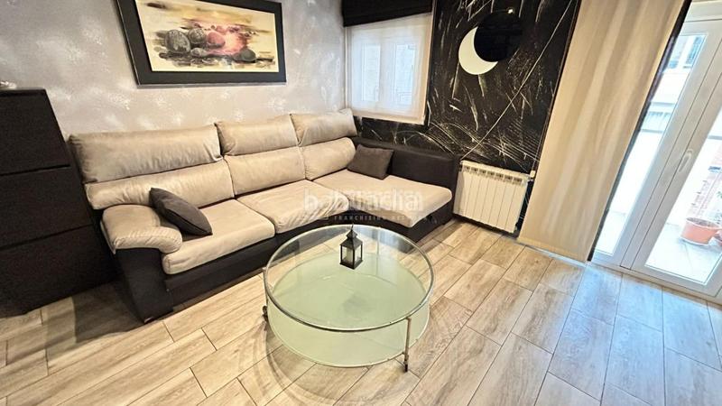 Foto 56ea05e0-cd02-4873-9600-d0b4ac98f5bb. Piso  en venta en Aluche Madrid