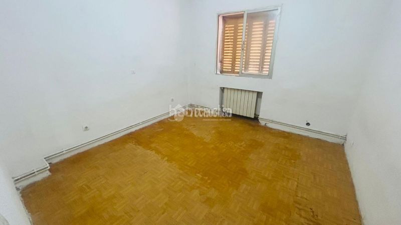 Foto 209d5f95-f19f-463e-8081-4a1a89801af8. Pis a Aluche Madrid