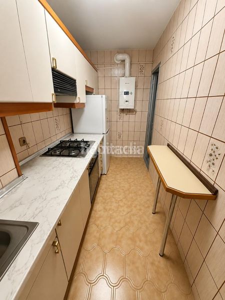 Foto c8988e5a-e4e8-4fa0-954f-dfc77aa07d7d. Piso  en venta en Aluche Madrid
