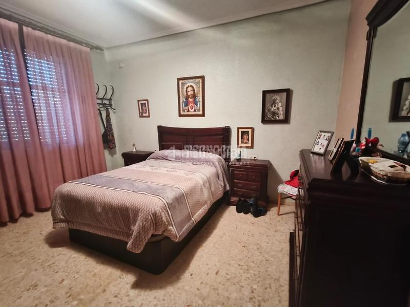 Foto aa455df6-4503-4c44-98c7-c9d6307d24cc. Casa con parcheggio in La Motilla - Fuente del Rey Dos Hermanas