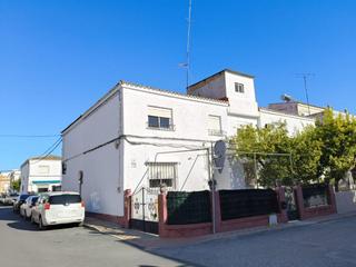 Casa pareada en La Hacienda - Nueva Andalucía. Casa en venta en dos hermanas
