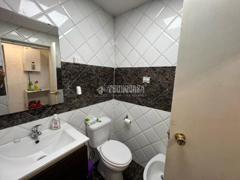 Foto 78c0b2a2-9db2-4a39-ba30-0a43d6d4b779. Casa pareada casa en venta en La Hacienda - Nueva Andalucía Dos Hermanas