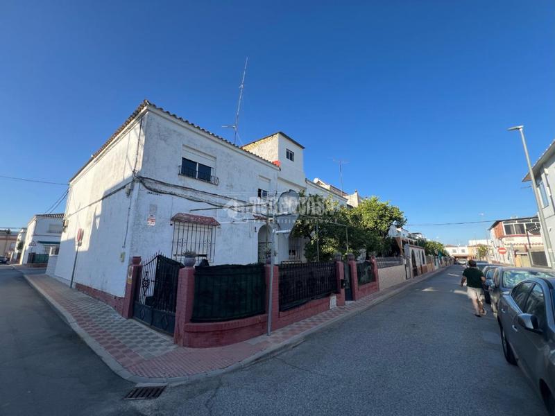 Foto 7a3777b2-2fcc-4591-ad17-325d33ec28de. Casa pareada casa en venta en La Hacienda - Nueva Andalucía Dos Hermanas