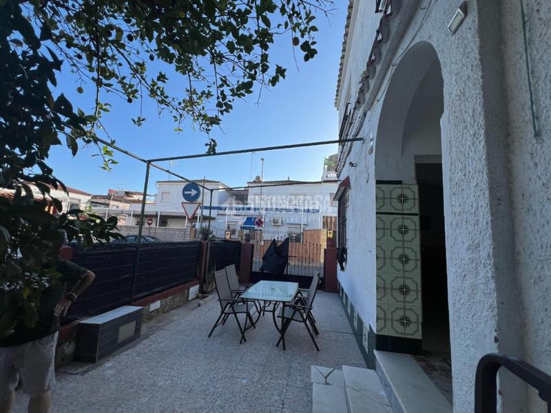 Foto b5409821-7a54-4013-ba0d-92d83a1091f4. Casa pareada casa en venta en La Hacienda - Nueva Andalucía Dos Hermanas