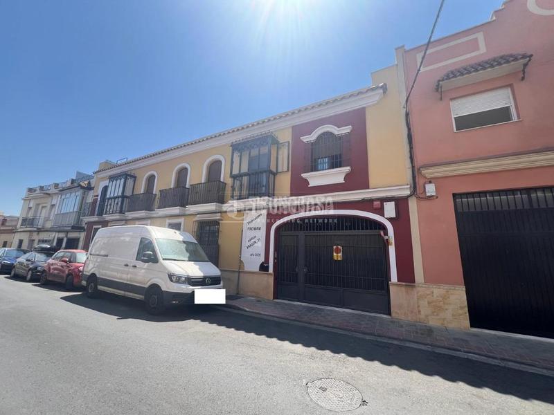 Foto 59cde7c8-c18e-4a87-98e1-a31a39216fdd. Etagenwohnung mit parking in Centro - Doña Mercedes Dos Hermanas