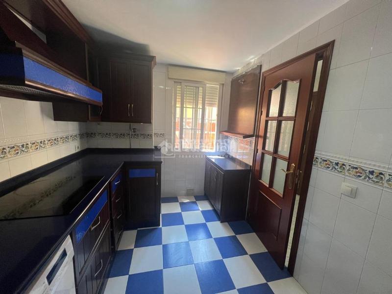 Foto 5e7b9e78-3d40-414e-8982-e3a0ac1b2b9f. Etagenwohnung mit parking in Centro - Doña Mercedes Dos Hermanas