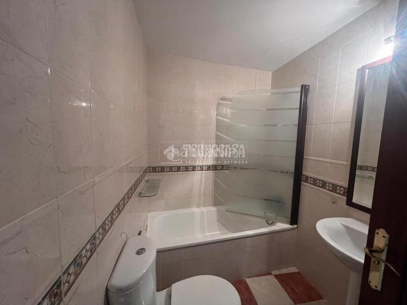 Foto ebc491ea-506f-4bde-8404-f70d7a306592. Etagenwohnung mit parking in Centro - Doña Mercedes Dos Hermanas