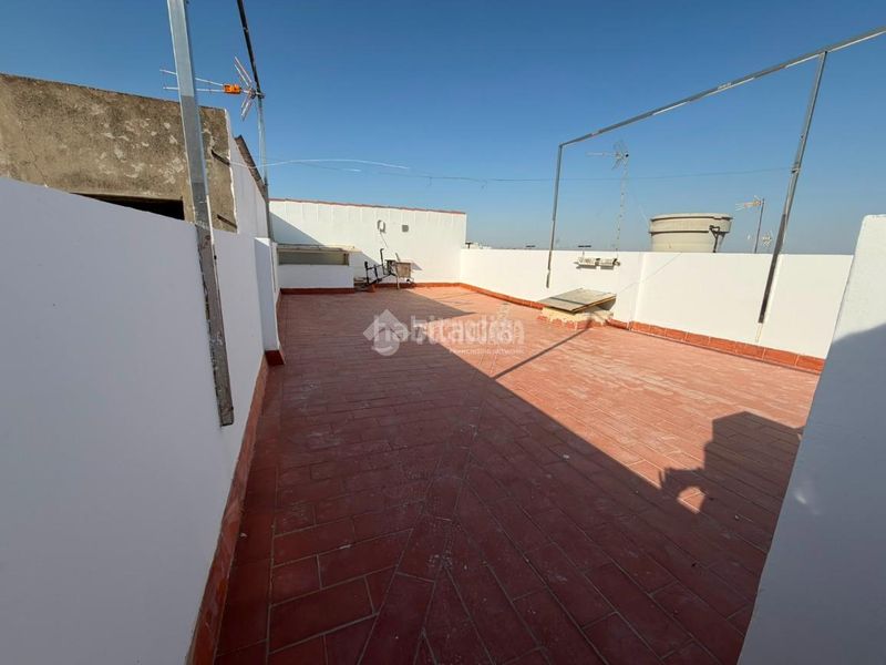 Foto eb75667b-748c-4915-8e86-762c80b7cc79. Casa amb aparcament a Centro - Doña Mercedes Dos Hermanas