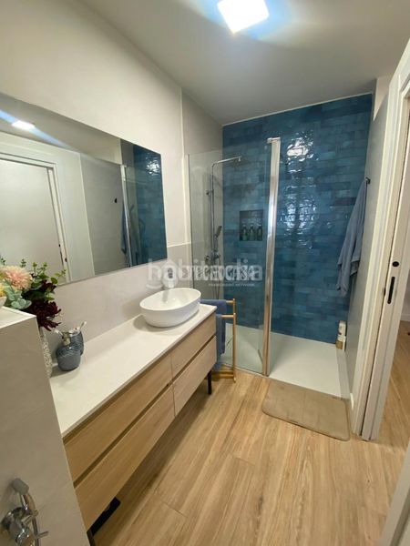 Foto a7363699-50af-4f52-adfc-e637921d00a7. Casa aparellada a La Hacienda - Nueva Andalucía Dos Hermanas