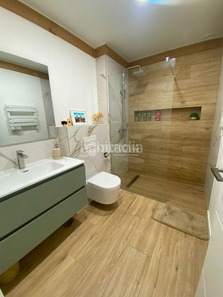 Foto a8bd0a2c-0c23-408f-9df3-bb9fdad062c7. Casa aparellada a La Hacienda - Nueva Andalucía Dos Hermanas