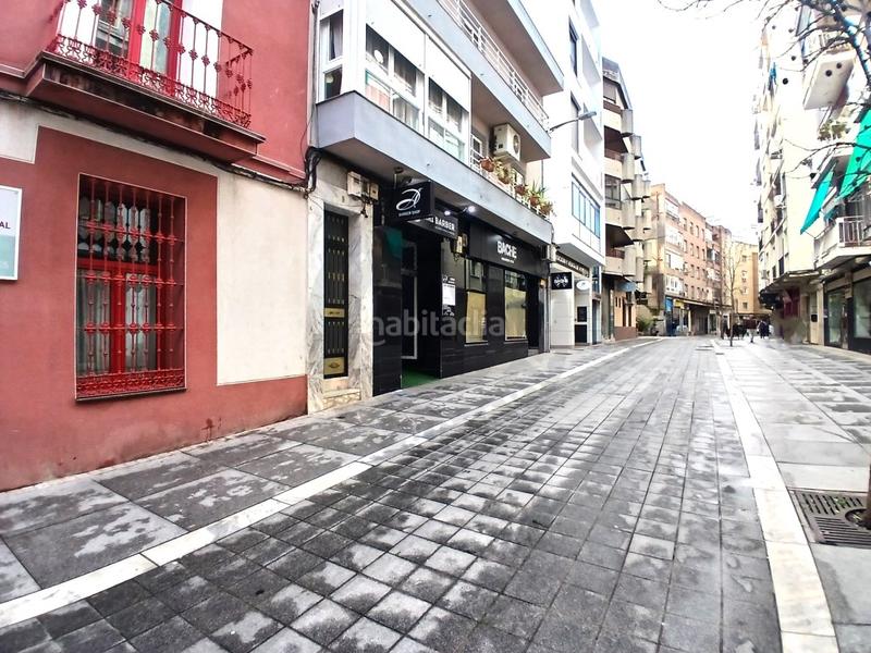 Foto e6f84ab5-33f2-4d90-9abc-935c9172eb60. Lloguer local comercial a Centro Cáceres
