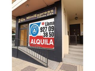 Location Local commercial à Avenida virgen de guadalupe 35. Alquiler de local comercial en avenida virgen de guadalupe. cáce