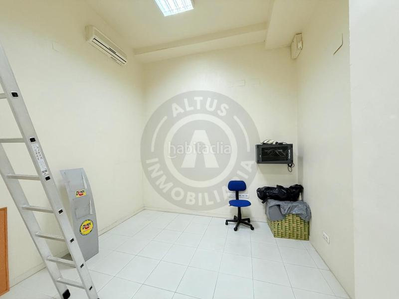 Foto 6cc8757e-6d68-4694-8ca8-ac48f93bf82b. Miete geschäftsraum in calle leon leal 7 in Centro Cáceres