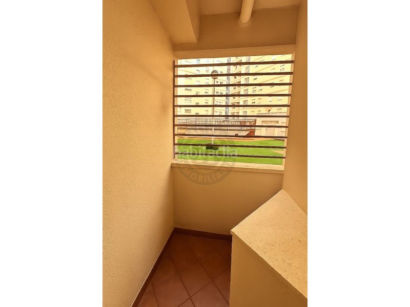 Foto 8f8a0472-464a-4a3b-bb25-ae3224799c16. Rent flat with parking pool in Centro Cáceres