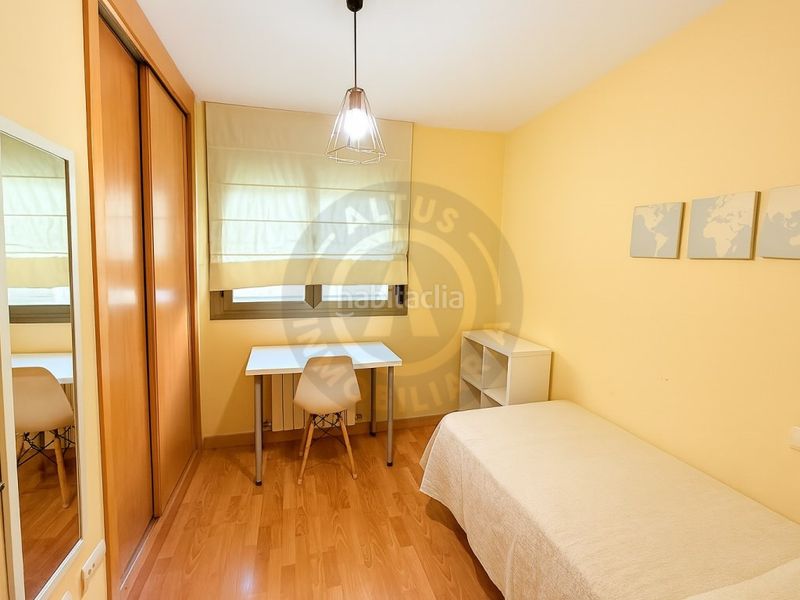 Foto ba56054c-24bd-4a6b-bcf2-469a32928b6c. Rent flat with parking pool in Centro Cáceres