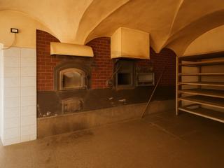 Haus in Calle humilladero 3. Oportunidad única!. edificio de 2 plantas con horno de pan artes