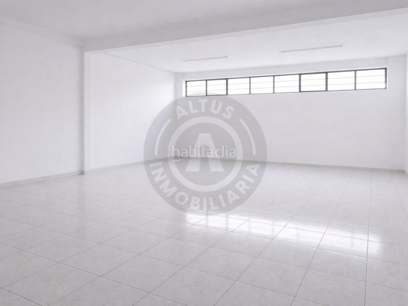Foto 54beb01c-cb23-4c8f-a41b-4538354144fa. Local comercial a Centro Cáceres