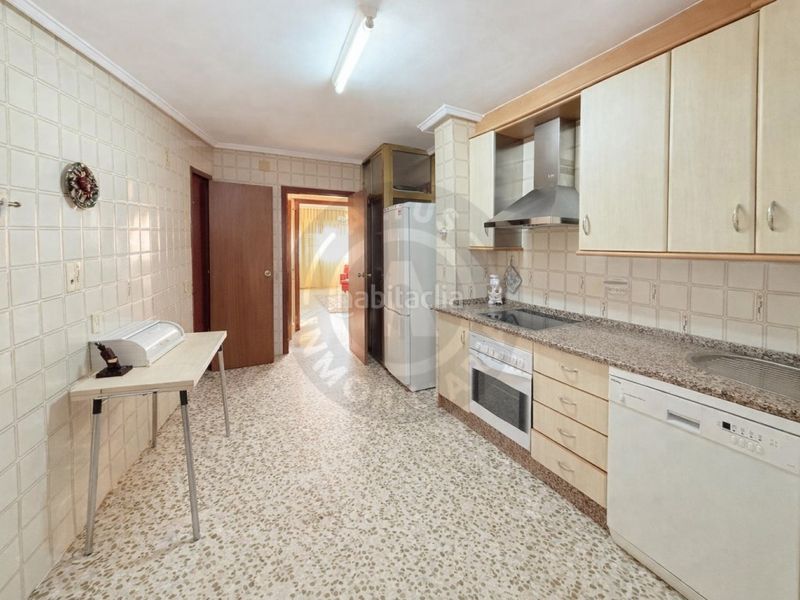 Foto 454b14ab-3e68-4f07-80ee-ff66099f82ad. Pis a Centro Cáceres