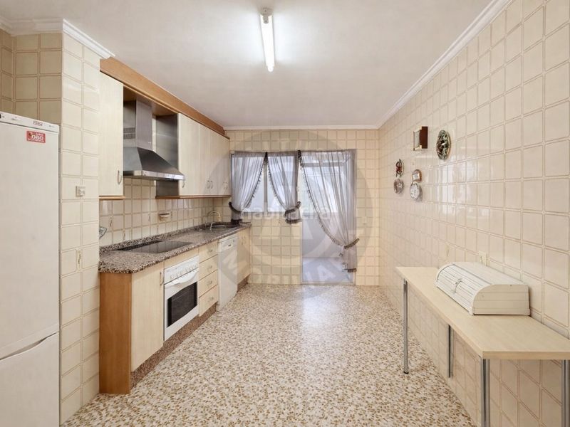 Foto 9db6c210-92af-4f30-8074-15cc91ed9efe. Pis a Centro Cáceres