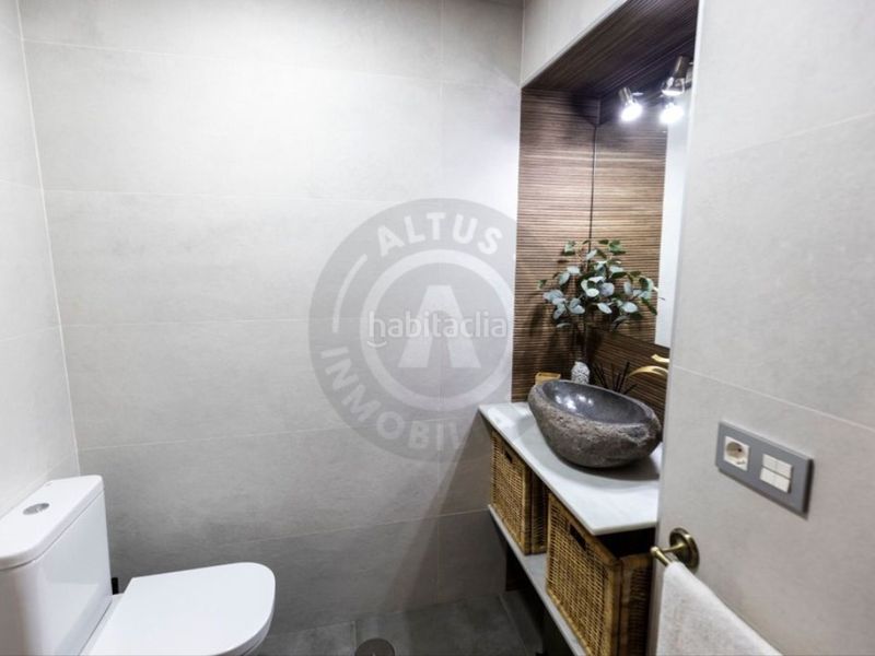 Foto 1b9e2906-c327-449a-a913-774754e9cc0c. Piso venta de edificio con 3 apartamentos turísticos . en Cáceres
