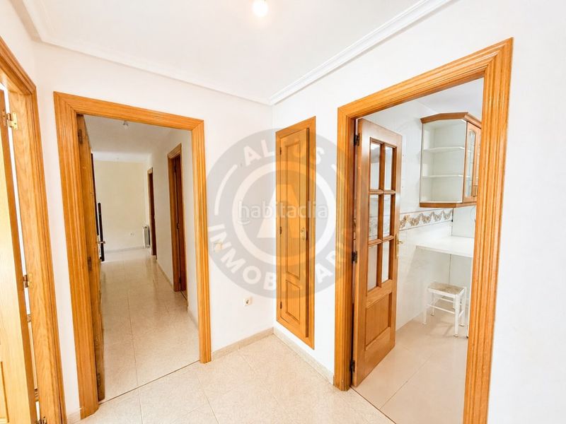 Foto a0cdc2d2-9567-480f-a799-c26affa46e8f. Pis amb aparcament piscina a Ruta de la Plata Cáceres